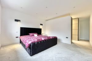 Photo 14- click for photo gallery